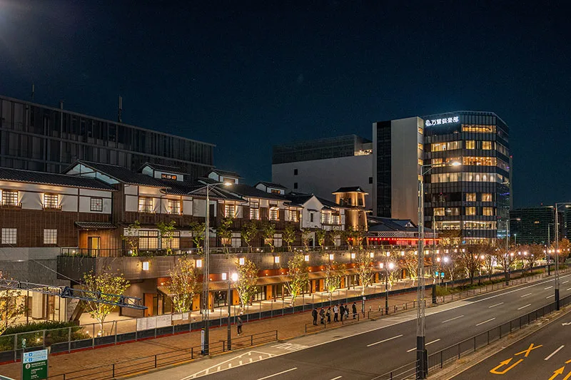 Toyosu Senkyaku Banrai, complesso commerciale