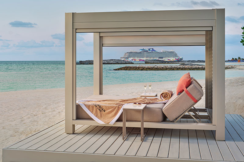 vibe shore club day bed at great stirrup cay