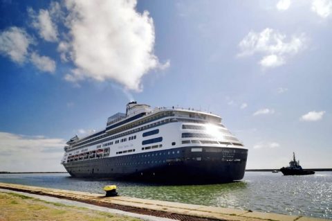 Volendam in Recife