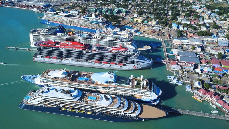 Antigua Cruise Port Welcomes 12,000 Guests in a Day