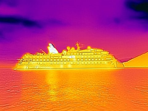Greg Mortimer Infrared