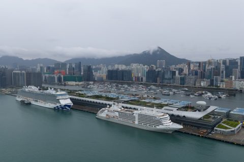 Double Call in Hong Kong