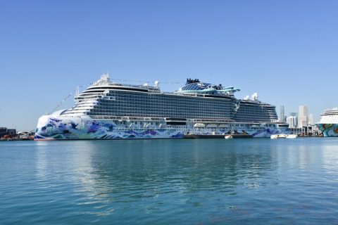 Norwegian Luna in Miami