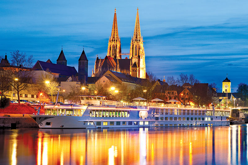trafalgar exterior danube