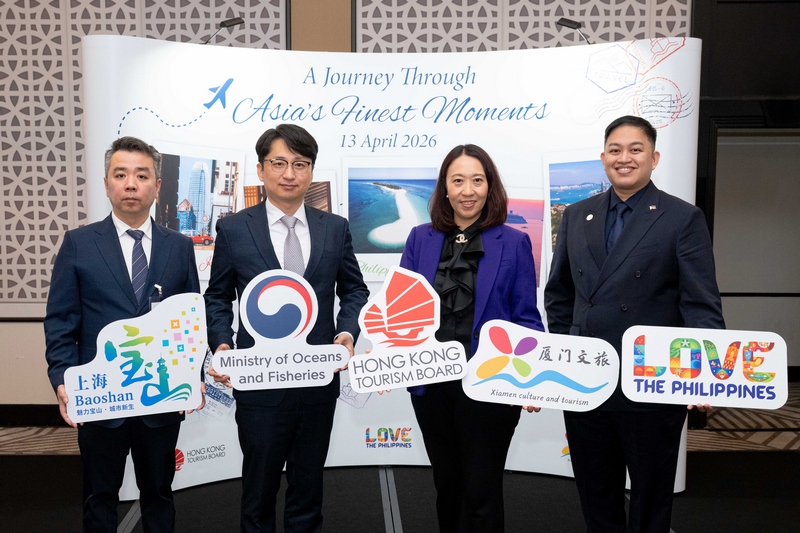 Asian port executives