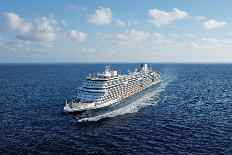 Nieuw Statendam at sea