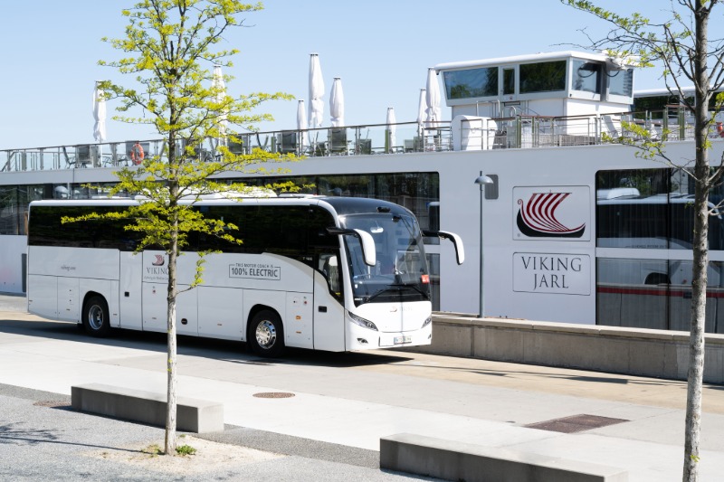 viking electric branded bus