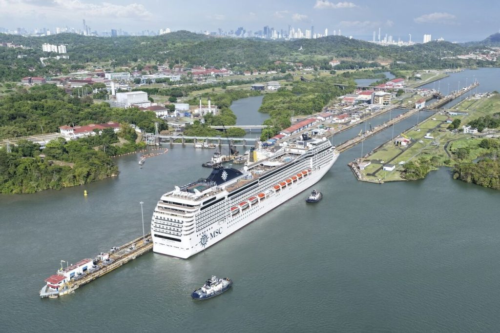 msc poesia panama canal transit