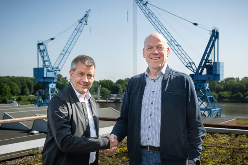 Left to right: Andre Walter CEO Meyer Werft 2026 with Bernd Atkins