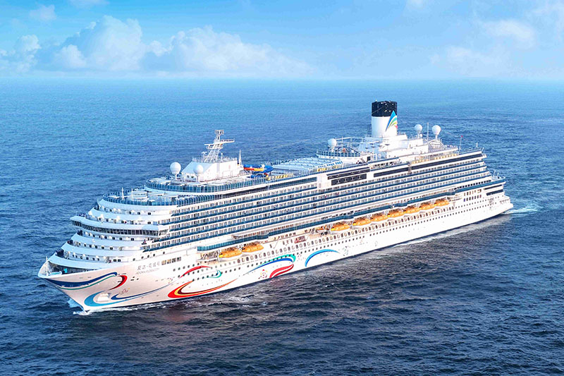 Adora Flora City Ship Exterior