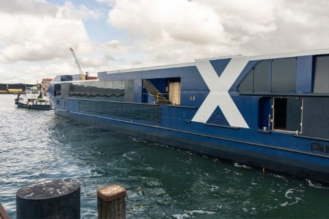 Compass float out