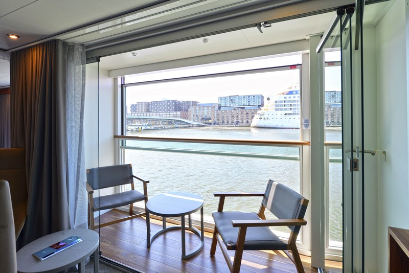 Emerald Dawn - Sliding Window