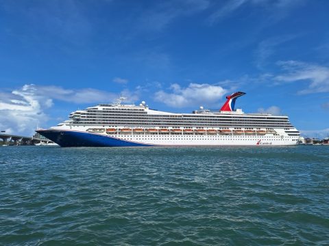 Carnival Conquest