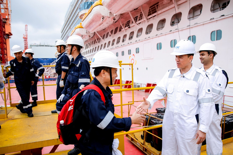 Adora Flora City Welcomes Crew Members