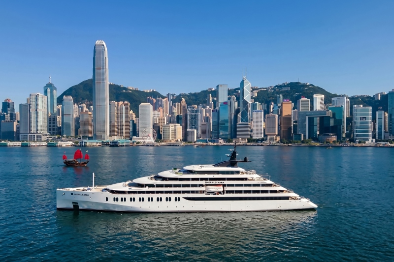 Emerald Xara Hong Kong harbour rendering