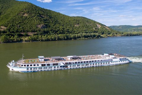 Riverside Mozart Danube