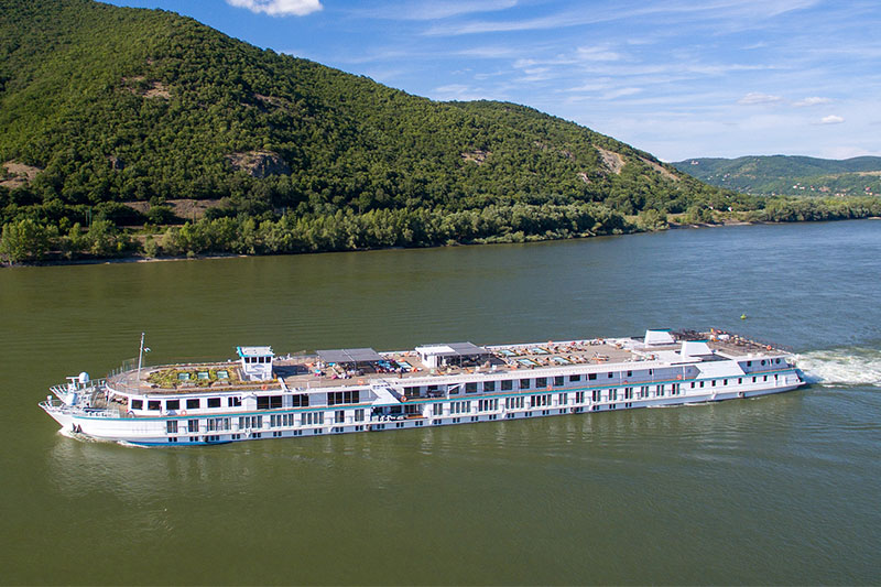 Riverside Mozart Danube