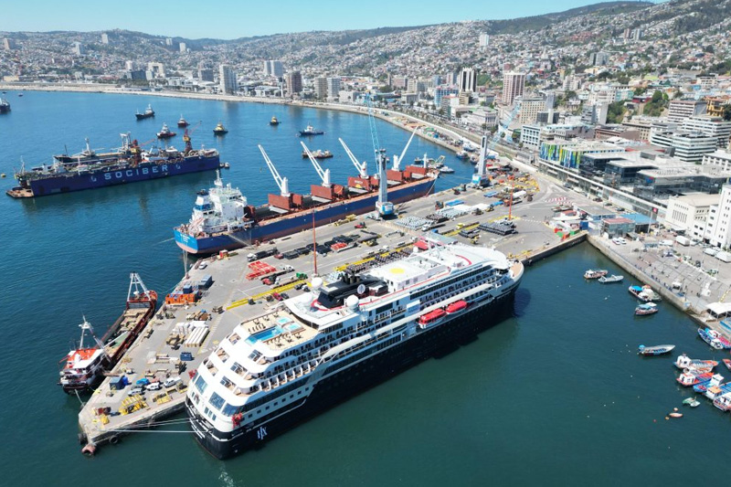 Ship Calls to Valparaíso